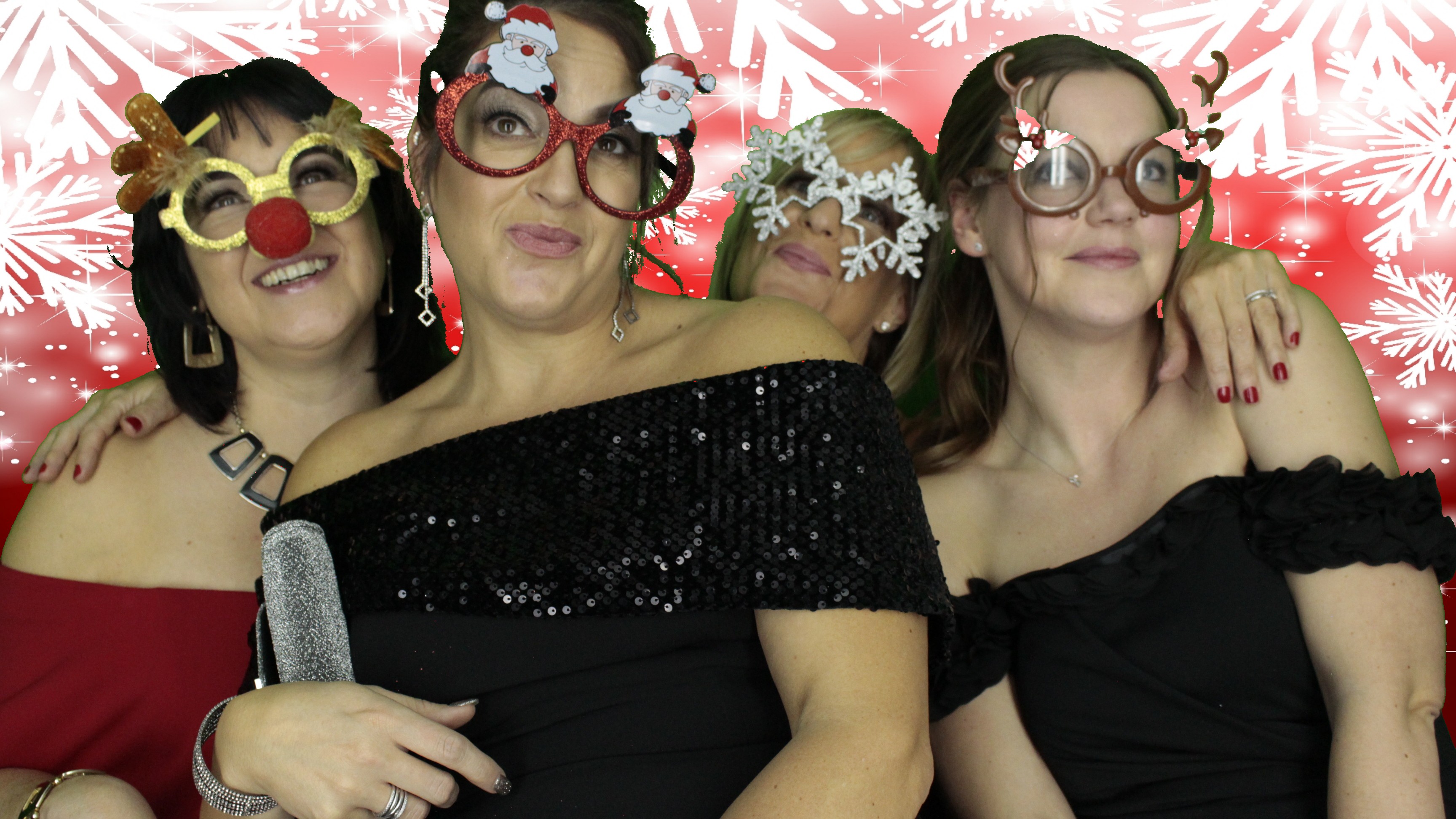 Portsmouth Water Christmas Party | View more photos from the event at gallery.myphotoboothexperience.co.uk/u/MyPhotoBoothExperienceLtd/Portsmouth-Water-Christmas-Party